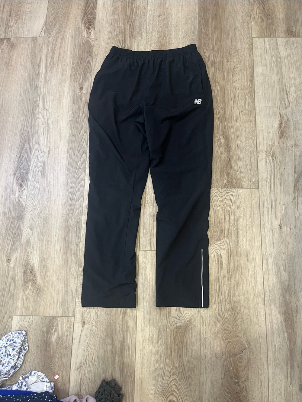 New Balance Men’s Black Reflective-Trim Training Joggers